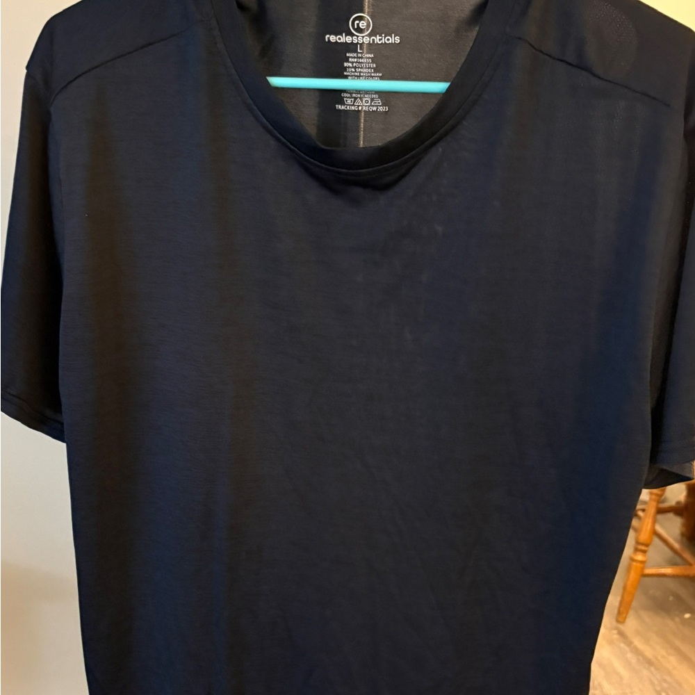 Essentials Men's Navy Blue Short Sleeve Tee
